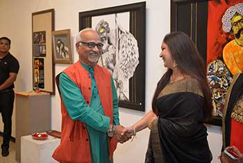 Rati Agnihotri at the inauguration - 26th February 2014,  Jehangir Art Gallery, Mumbai.